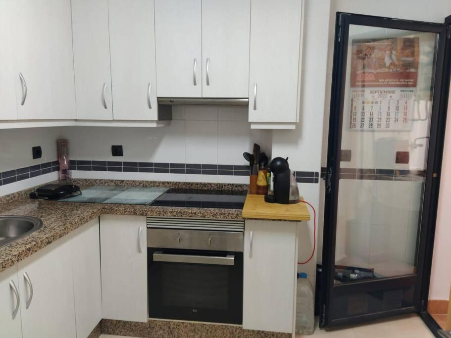 Bajo Puerta De Alcazaba Apartment Retamar  Ngoại thất bức ảnh