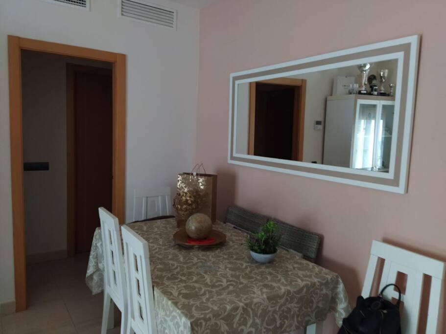 Bajo Puerta De Alcazaba Apartment Retamar  Ngoại thất bức ảnh